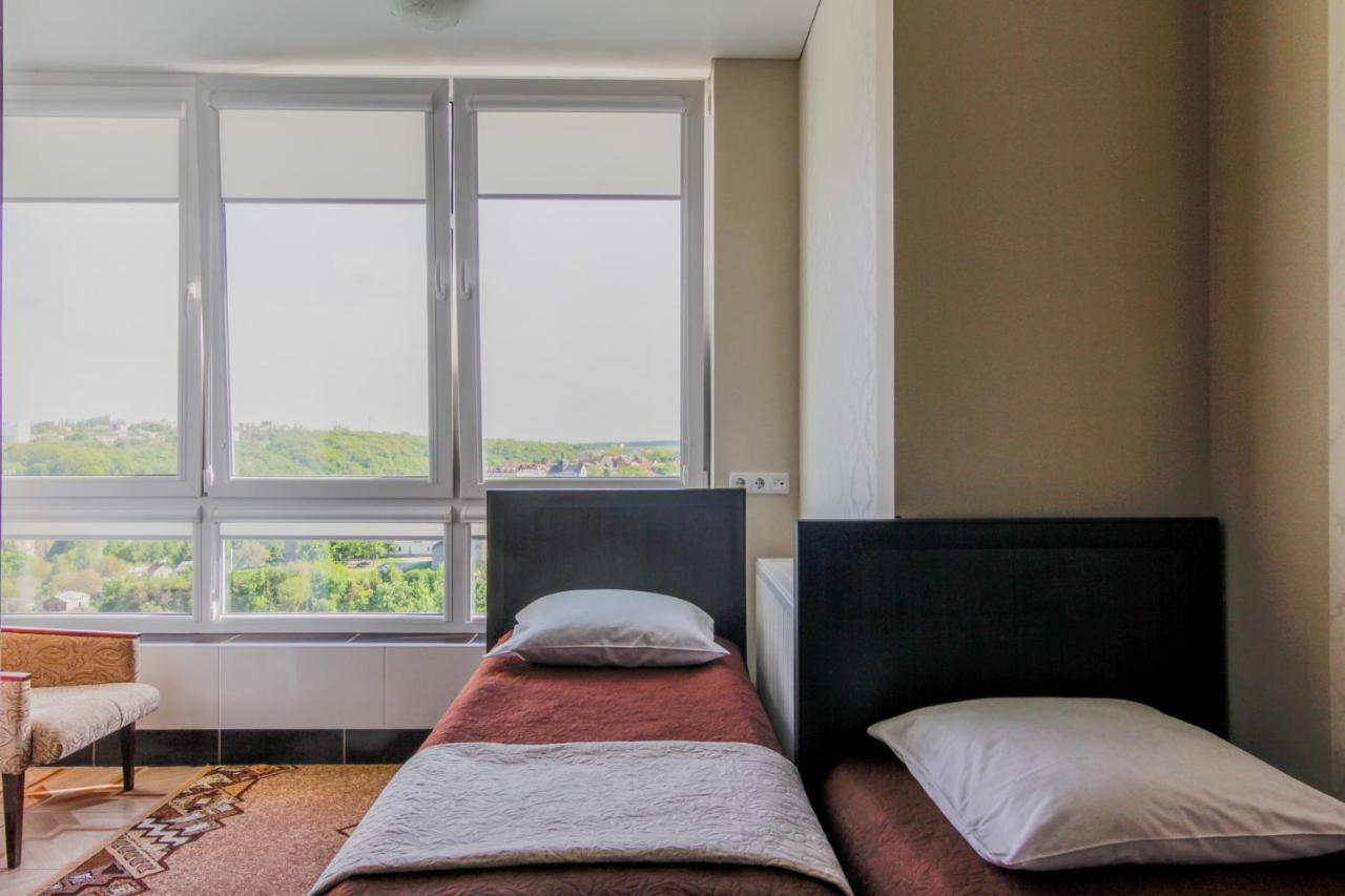 Rooms With Fortetsya View 2 كاميانيتس - بوديلسكيي المظهر الخارجي الصورة